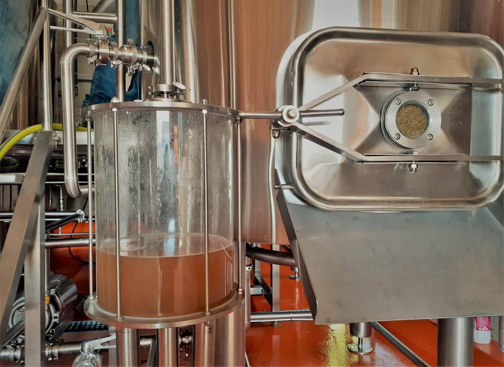 <b>How to protect wort transferring from blocking when operating brewery equipment</b>